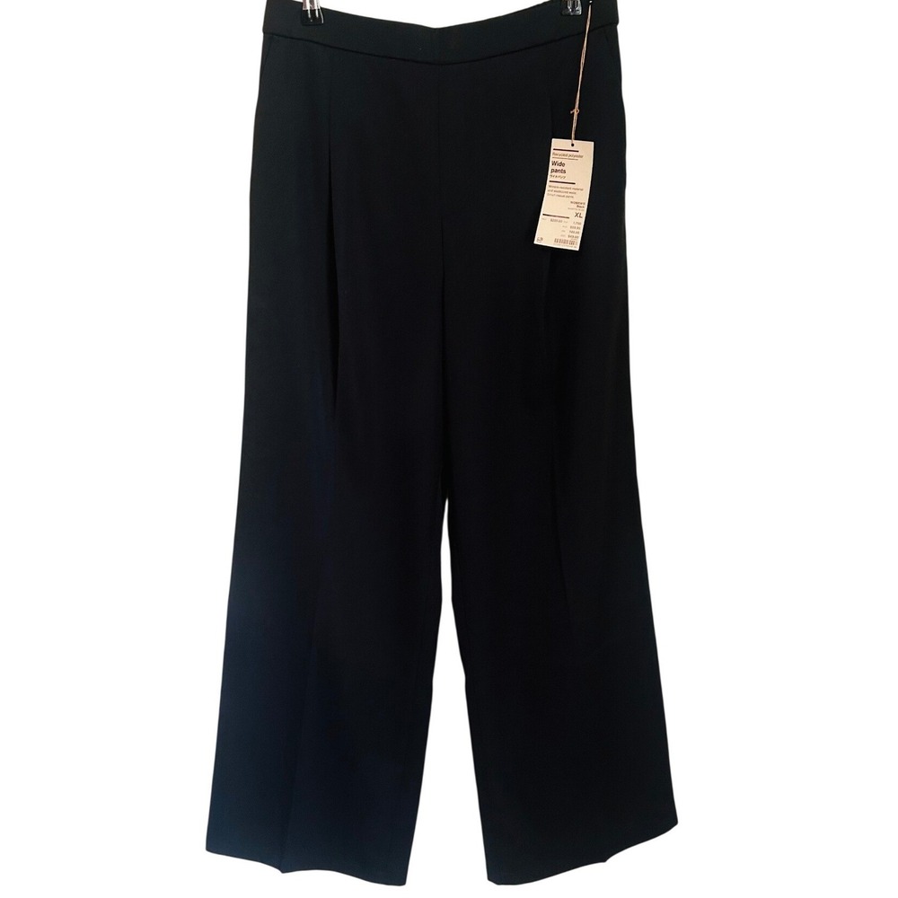 Muji Black Wide Leg Pull On Ankle Pants Size XL Wrinkle and H2O Resistant